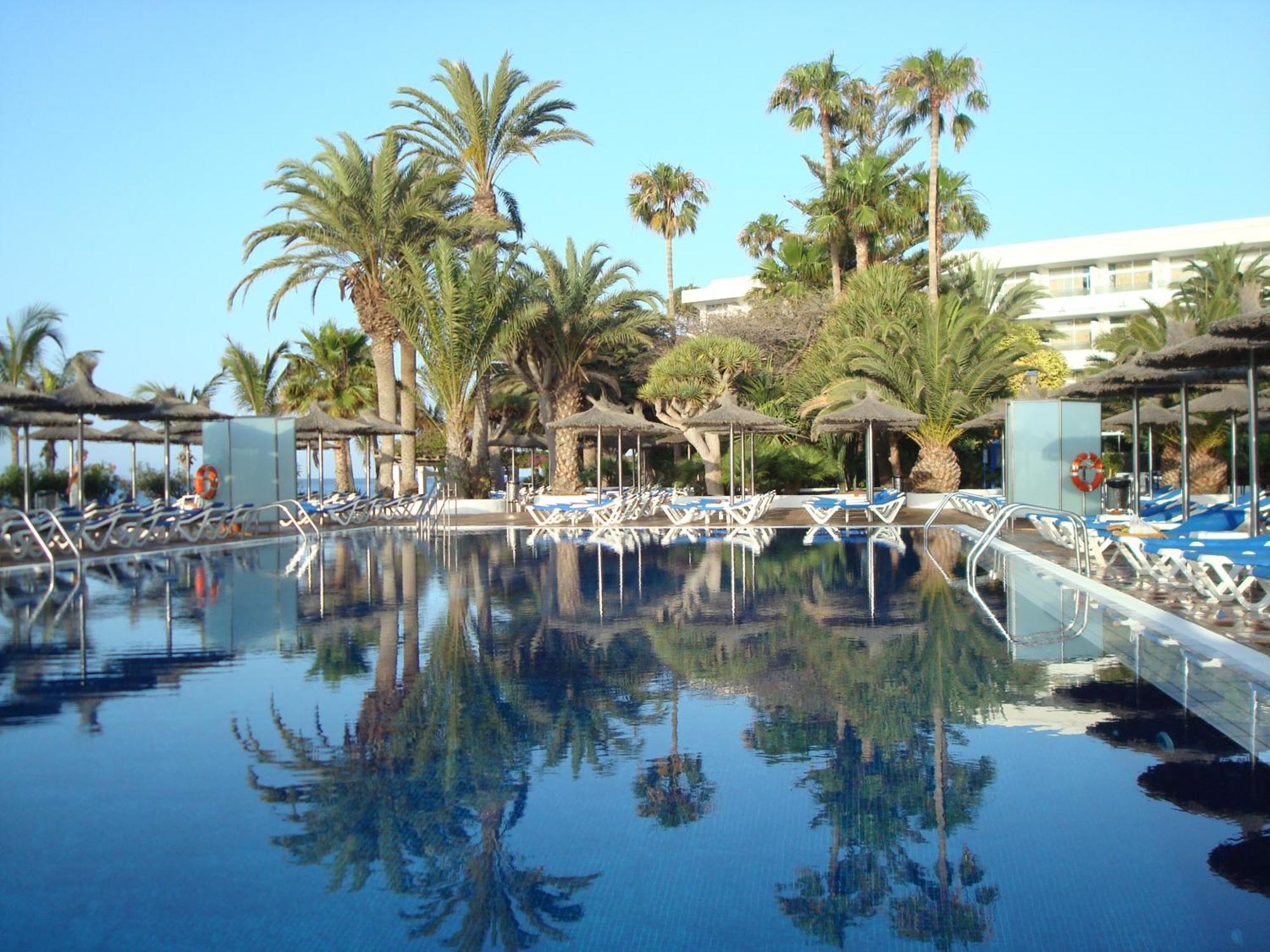 Vik Hotel San Antonio Пуерто-дель-Кармен Екстер'єр фото