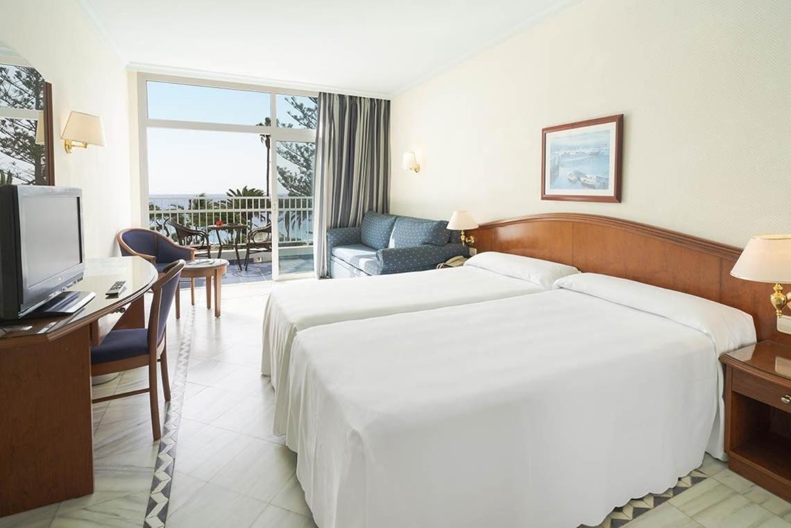 Vik Hotel San Antonio Пуерто-дель-Кармен Екстер'єр фото